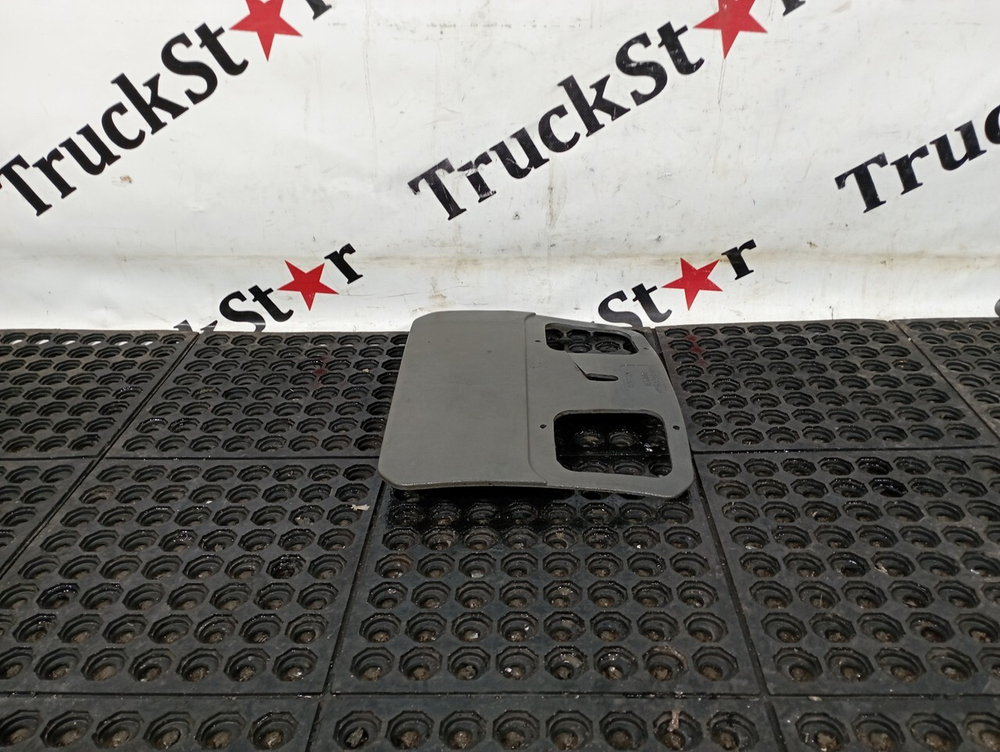 Коврик салона 2020г