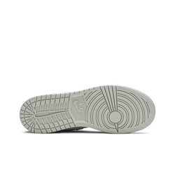 Кроссовки Air Jordan 1 Low SE GS "Grey Camo Swoosh" DD3234-100