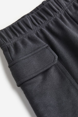 H&M Шорты карго, черный