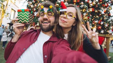 Что лучше купить на Новый 2023 Год? Выбираем хороший подарок для девушек: дочери, маме, бабушке, жене и колеге.