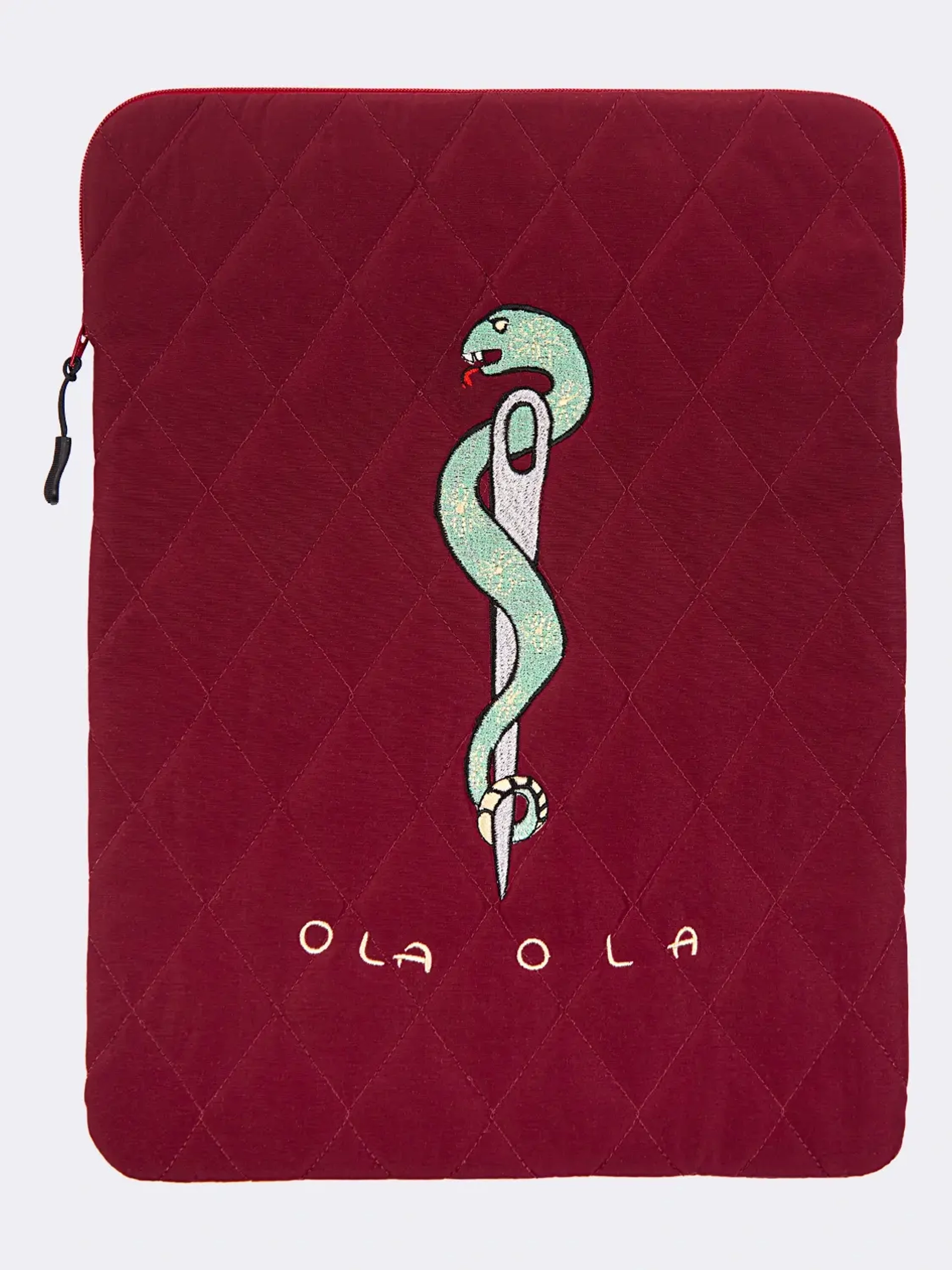 Чехол для ноутбука "Змея на игле" OLA OLA