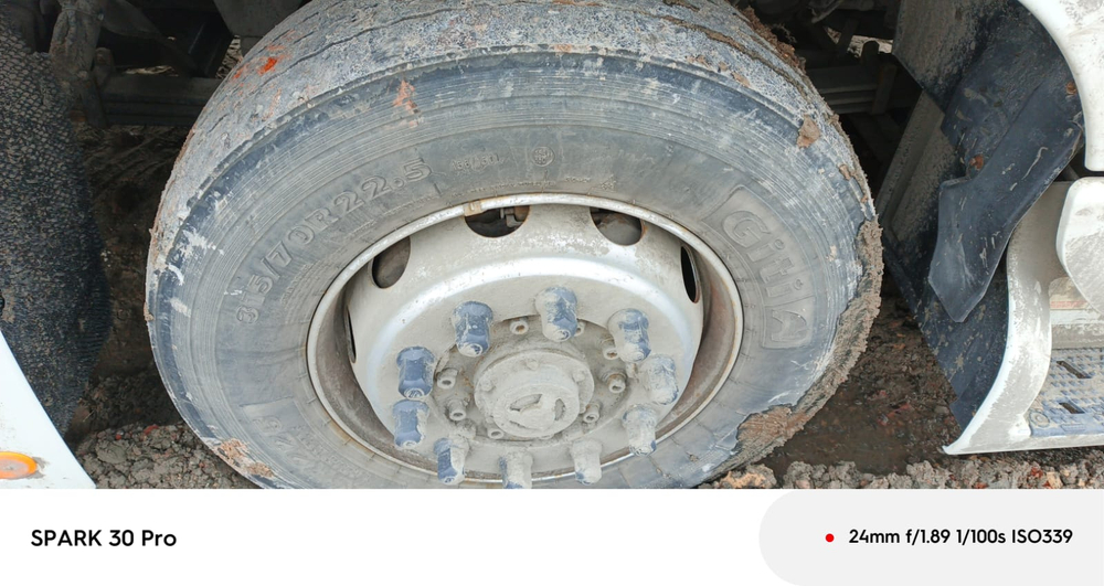 Foton AUMAN 4x2 Седельный тягач BJ4189SLFKA (Дизельный, 11,8 л, 470 л.с. АТ)