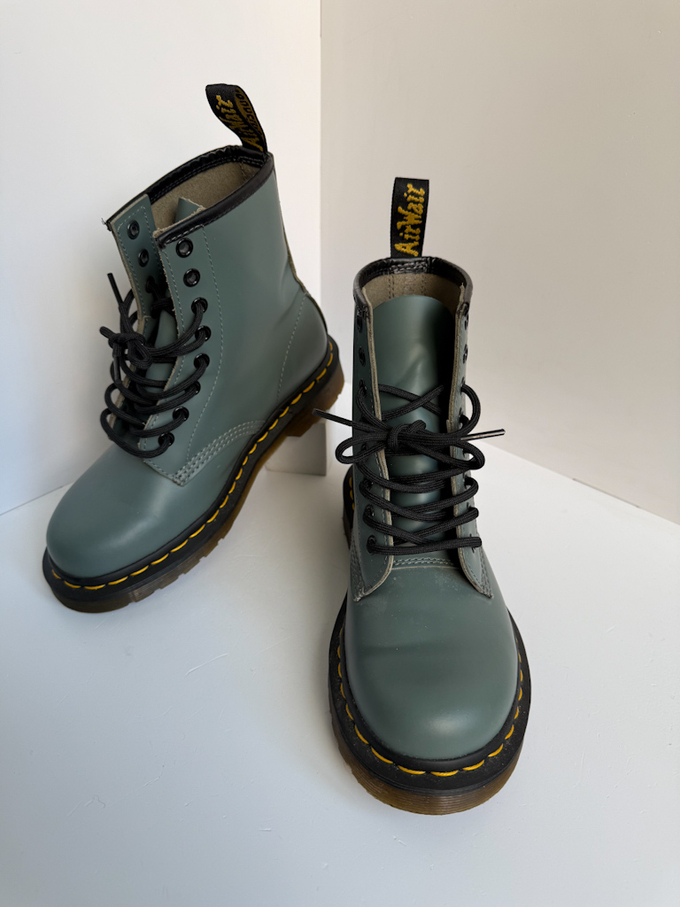 Новые кожаные ботинки Dr.Martens, 36