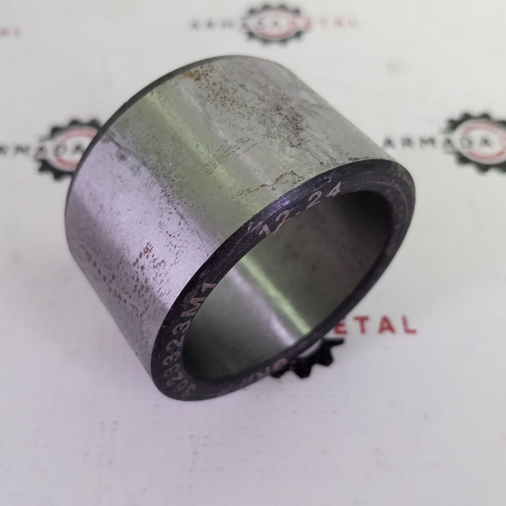 Втулка (в шток гидроцилиндра челюсти ) | 6195224M1 | Аналог