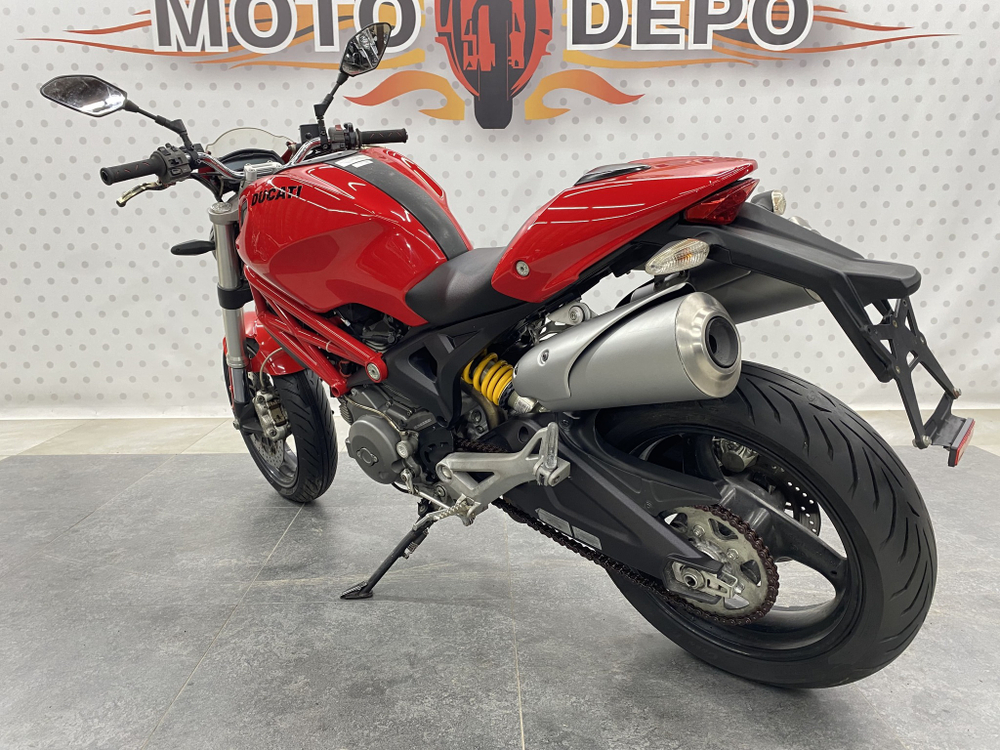 Ducati Monster 696 , 2013