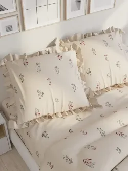 Декоративная наволочка с рюшами, оборками "Гербарий Эко" 70х70 см, 1 шт, без молнии