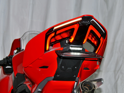 NRC Короткое крепление номерного знака с встроенными поворотниками Ducati Panigale V4 (2025-) V4-FE-S-25