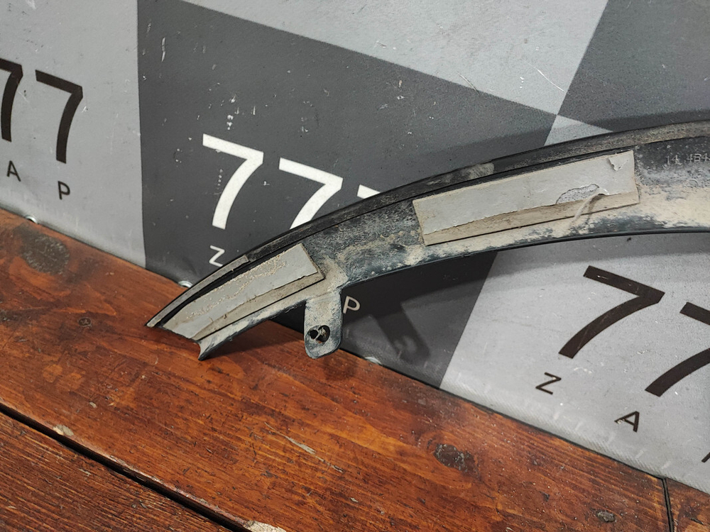 Накладка крыла переднего правого Mitsubishi Outlander 3 14-18 Б/У Оригинал 7407A302