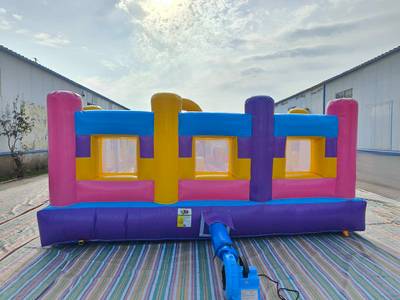 Коммерческий надувной батут «Комиксы» без горки 7*5*2,7 м