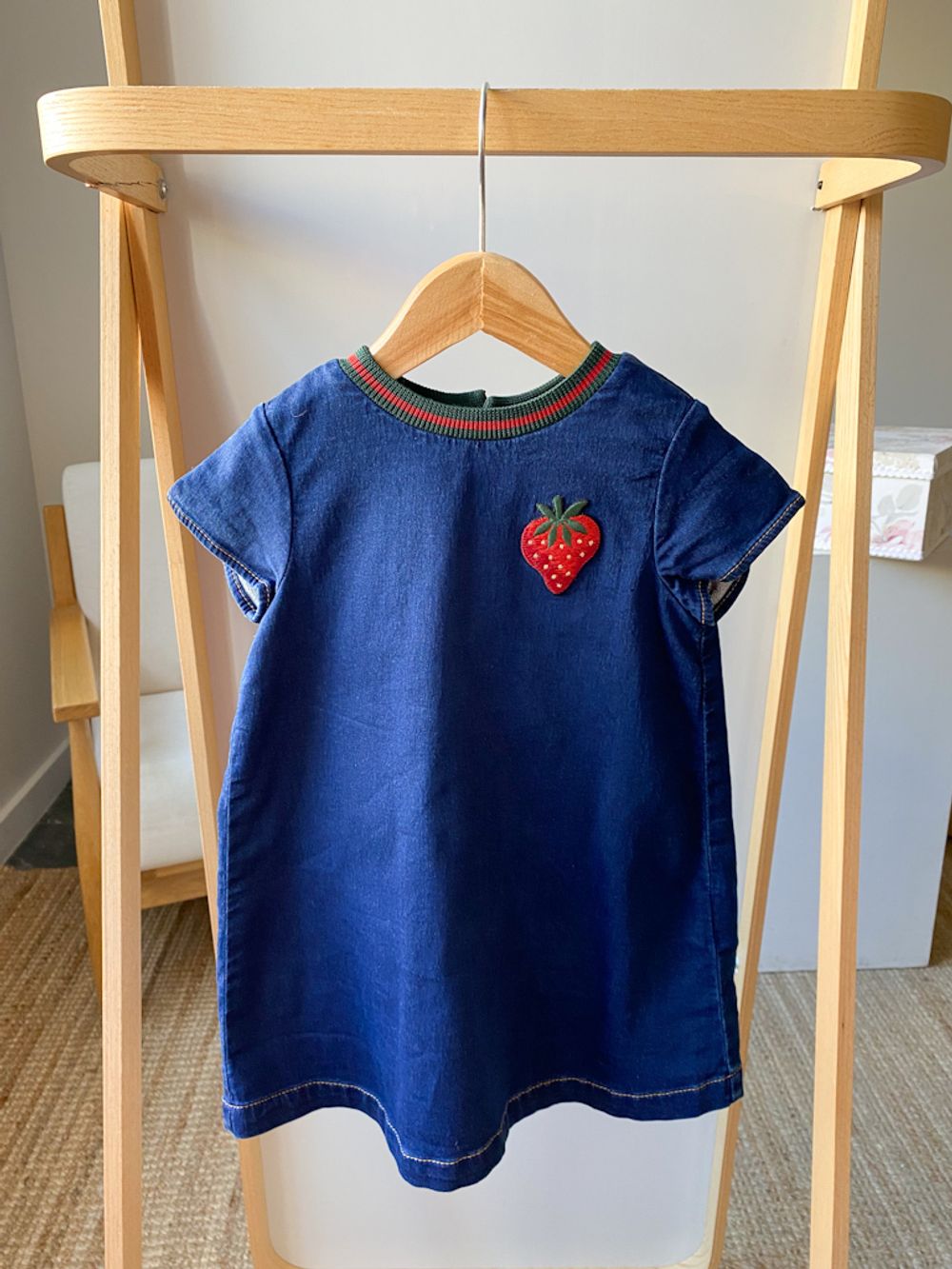 Джинсовое платье Gucci, 92