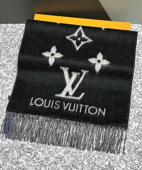Шарф Louis Vuitton Reykjavik черный