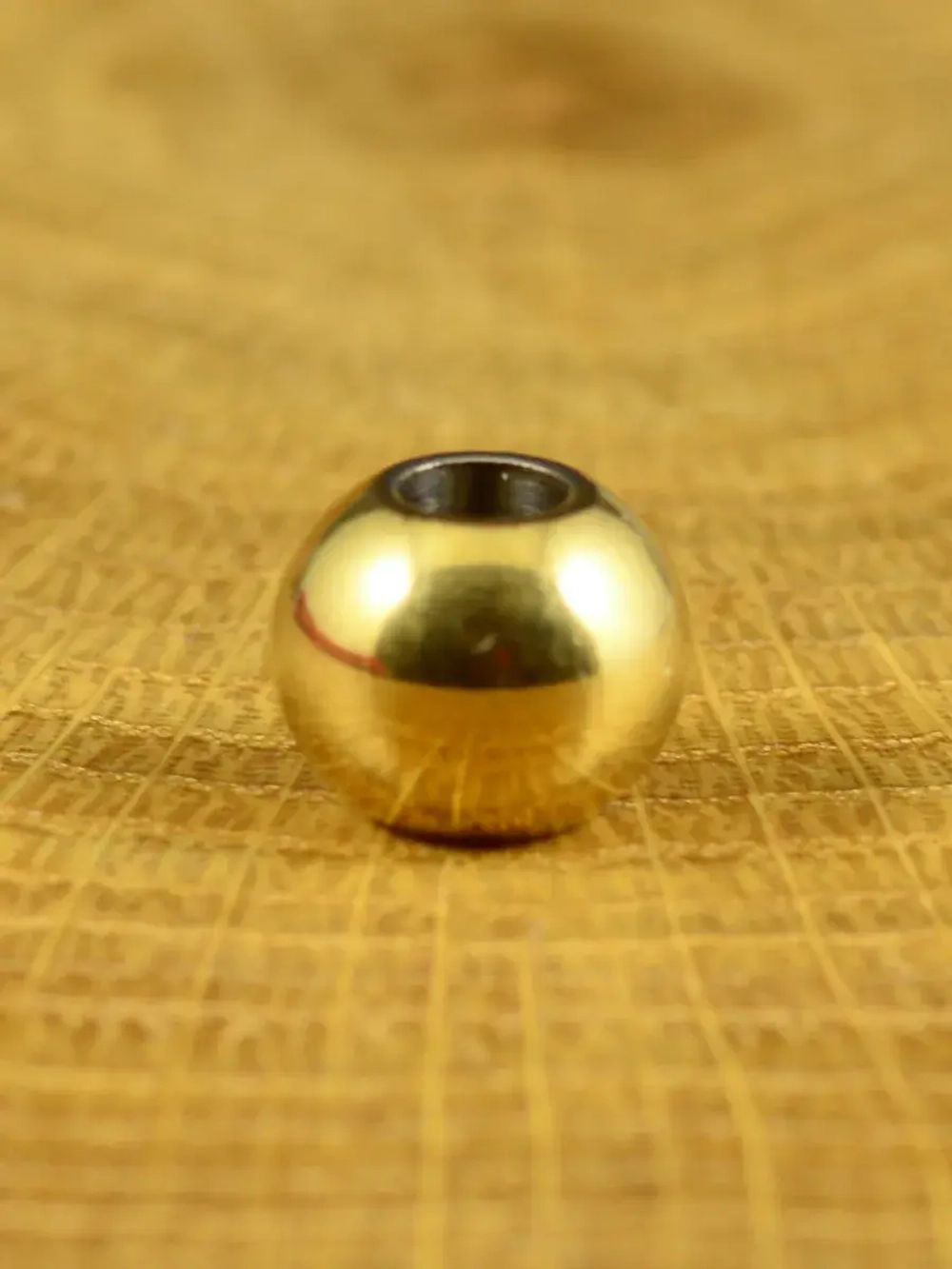 Бусина круглая ШАР 10 штук желтый