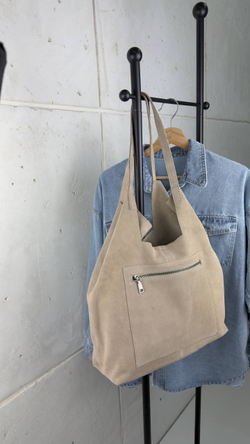 Сумка-мешок женская натуральная замша артикул 610-53 цвет "бежевый"