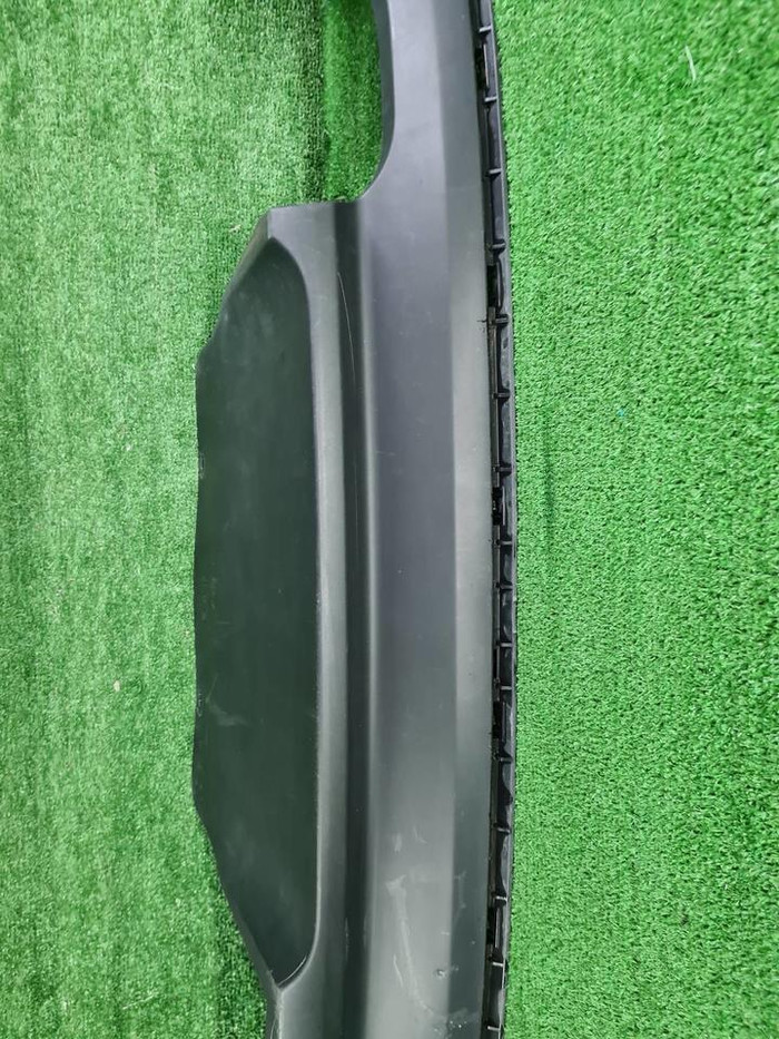 Юбка заднего бампера Jaguar XE (2015-2019)