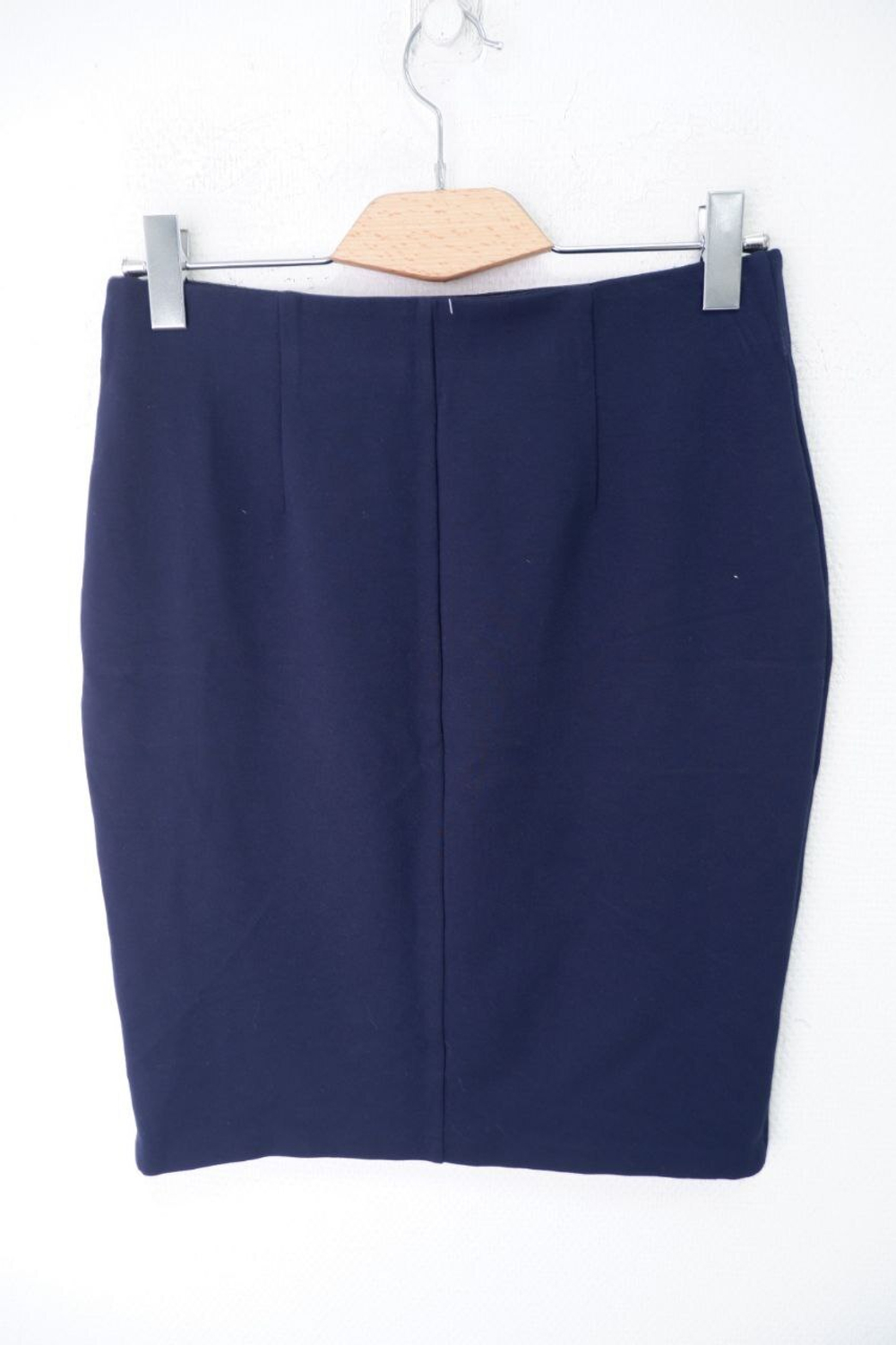 Юбка лаконичная 46 размер