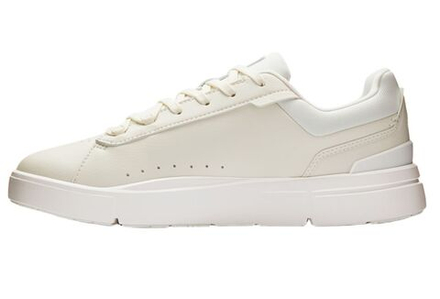 Женские кроссовки On The Roger Advantage - ivory/ivory