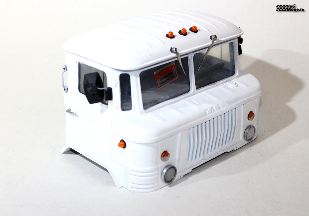 Cab of the truck model 66. Scale 1/14