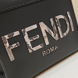 Fendi Sunshine Medium 35 cm