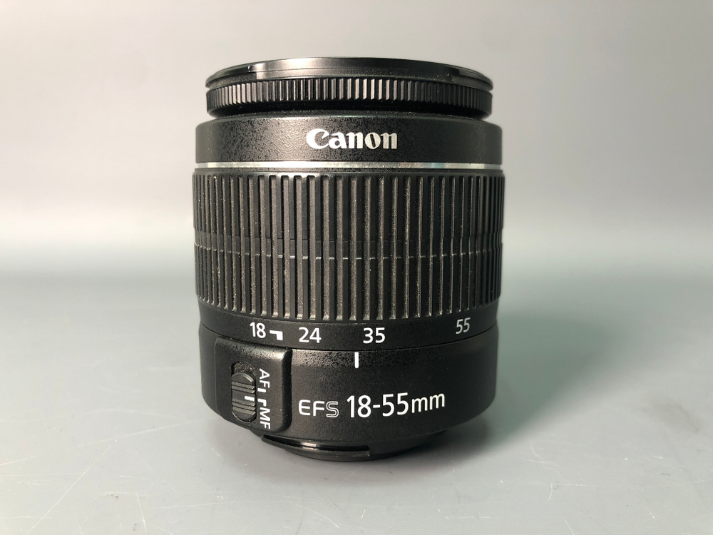 Canon 1100D + Kit 18-55mm