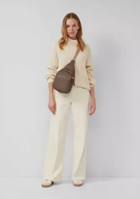 Сумка на плечо с декоративным ремешком s.Oliver