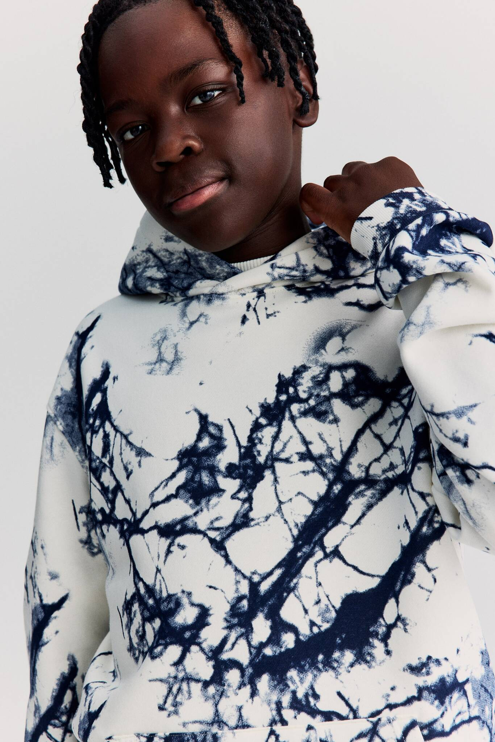 H&M Толстовка с капюшоном и принтом, белый