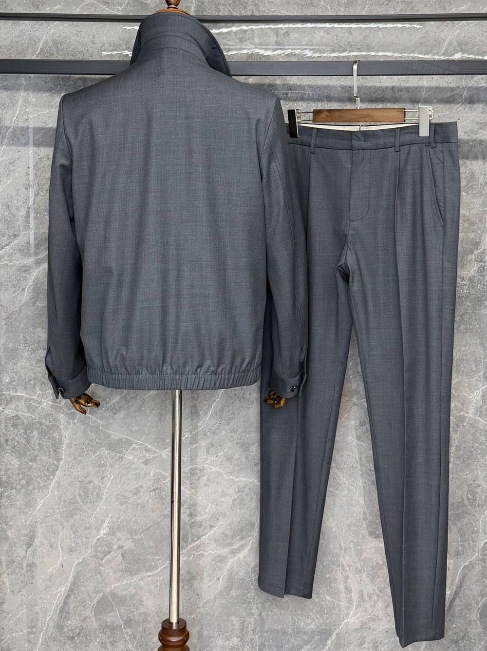 Прогулочный костюм Loro Piana