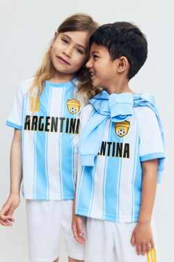 H&M Комплект из шортов и футболки, светло-голубой