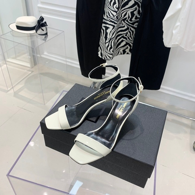 Saint Laurent Pumps