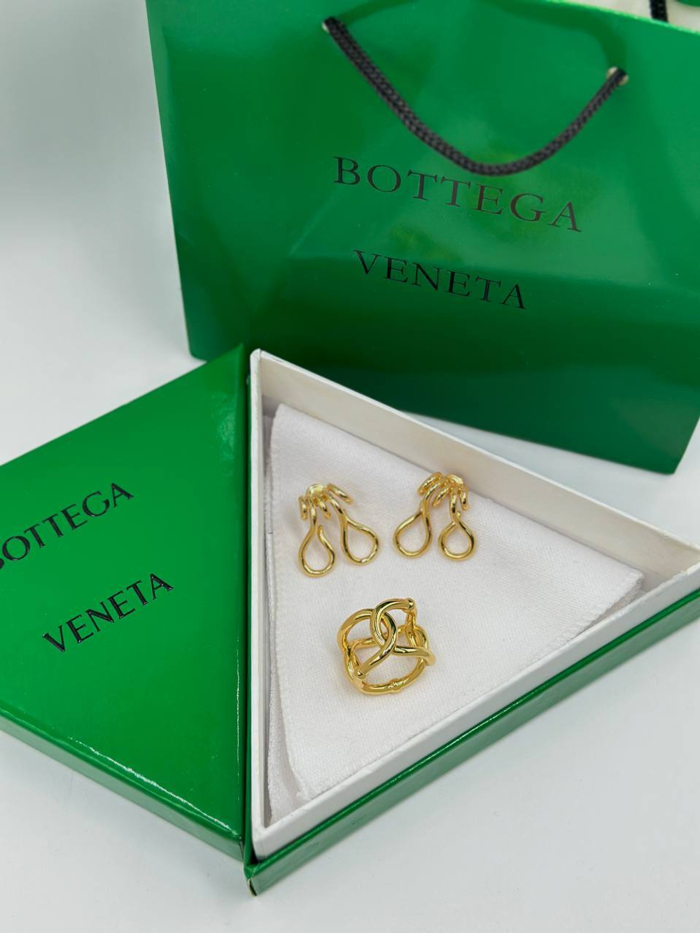Кольцо Bottega Veneta