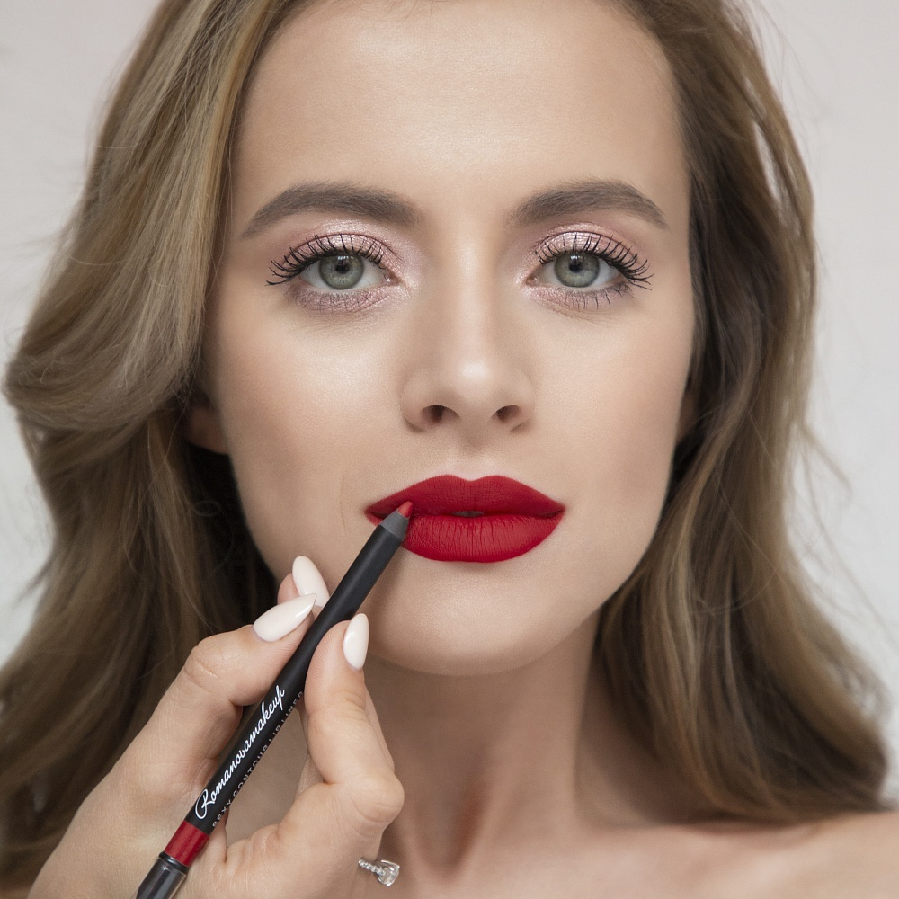 ROMANOVAMAKEUP Контур-карандаш для губ READY TO RED Sexy Contour Lip Liner