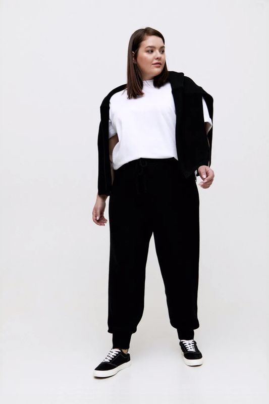 Брюки вязаные костюмные, черный