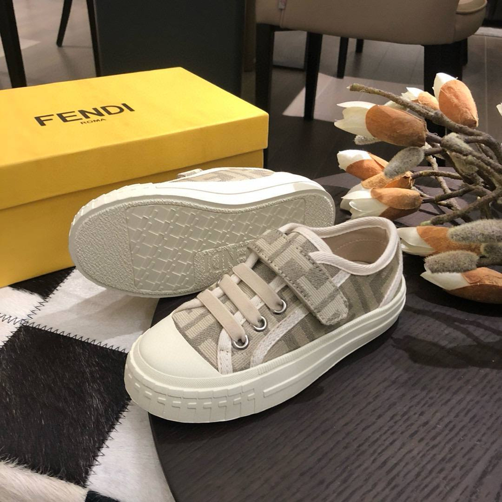 Кеды Fendi