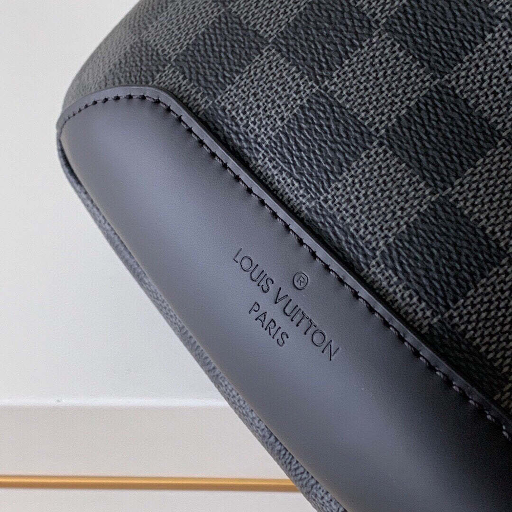 Louis Vuitton Avenue Sling Bag