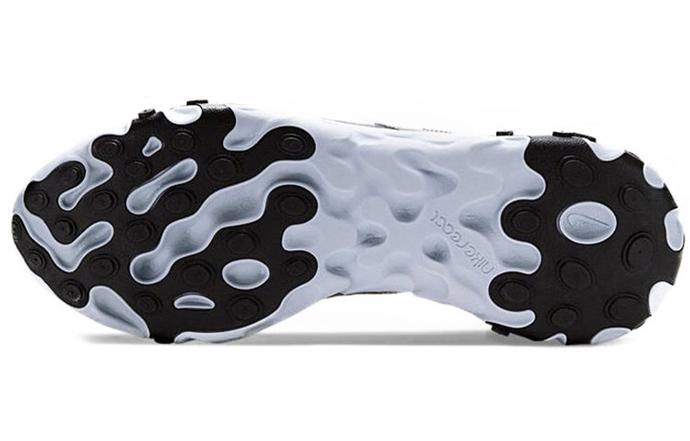 Кроссовки Nike React Sertu