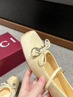 Gucci Shoes
