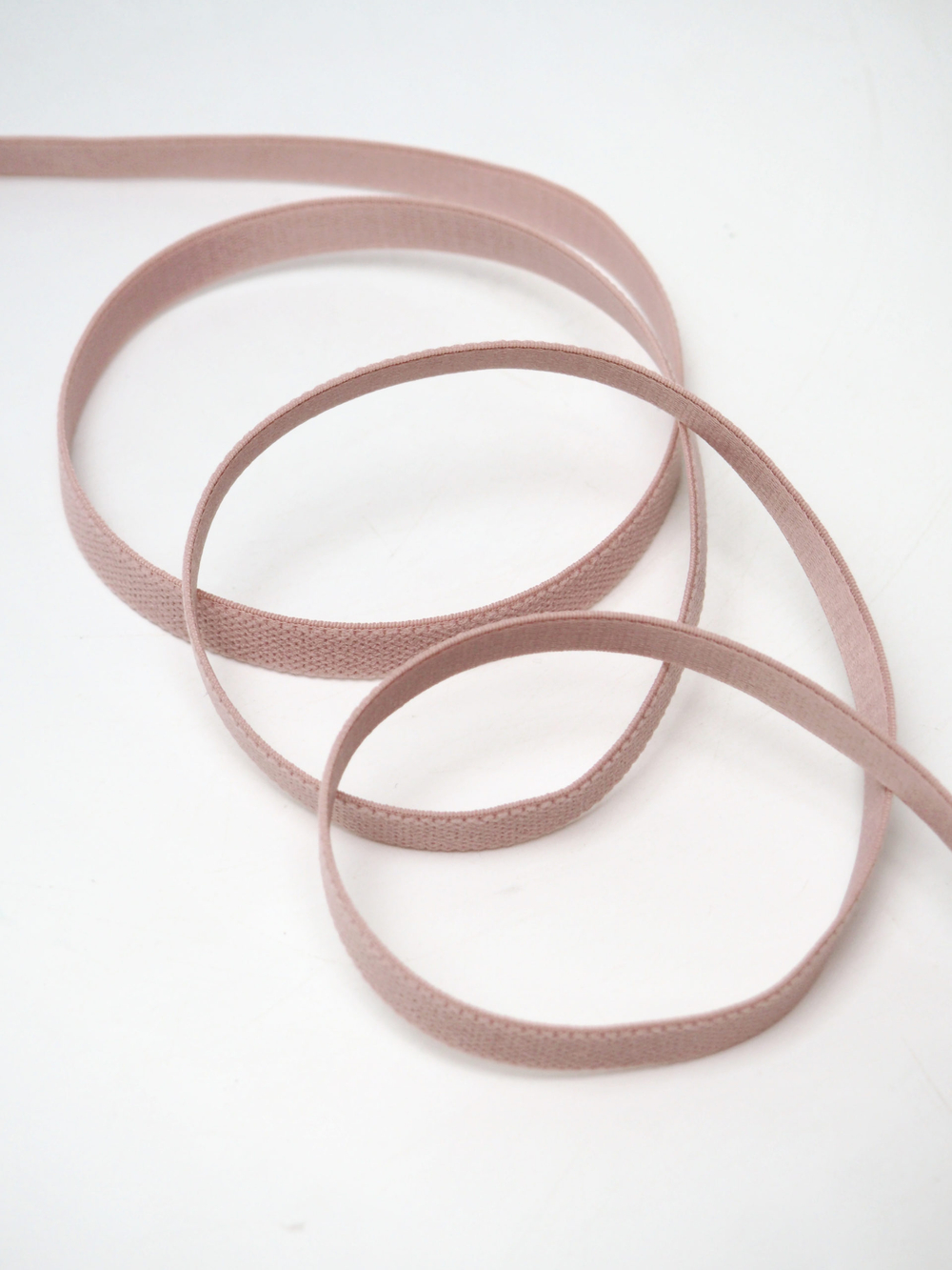 Резинка бретелечная пудровая матовая ширина 10 мм