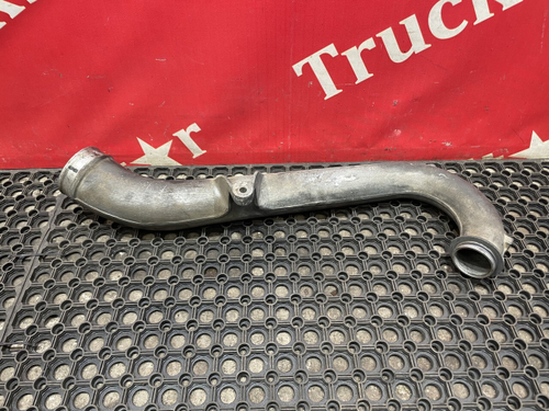 Патрубок интеркулера