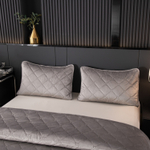 Велюровое покрывало ромб OVF042, размер 240*260, наволочки 50-70 2 шт