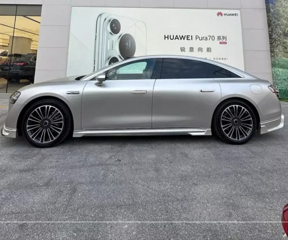 Обвес Stelato S9 2024+ диффузор боковые юбки губа переднего бампера