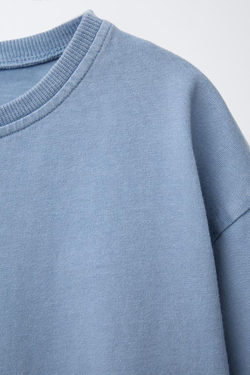 ZARA ФУТБОЛКА ИЗ ТКАНИ С ЭФФЕКТОМ ПОТЕРТОСТИ, СИНИЙ