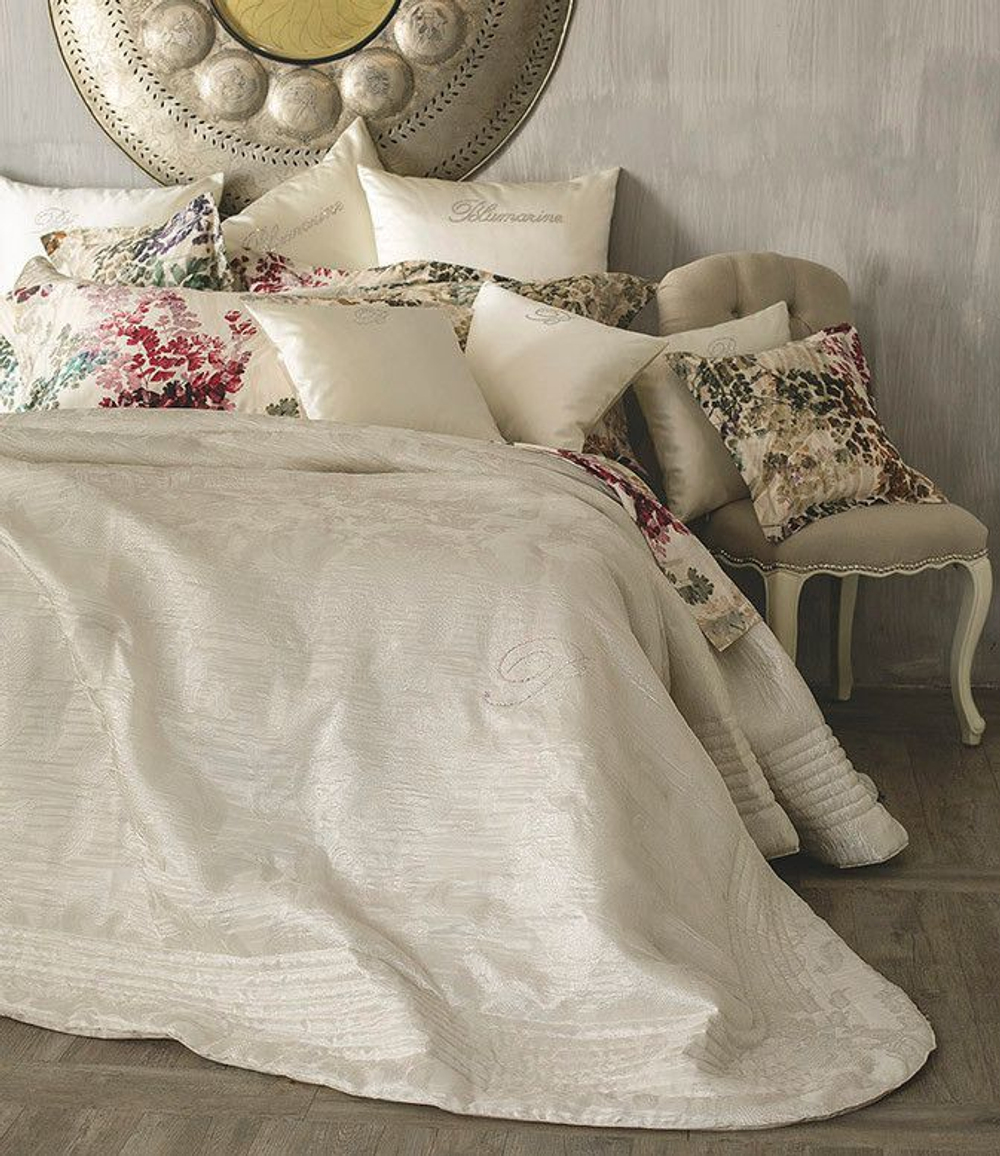 Покрывало 270x270 Blumarine Catrinel beige сливочное