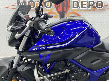Suzuki GSR250F , 2016