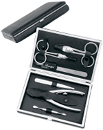 Маникюрный набор в футляре Solinger Dovo 284018