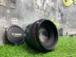 Canon EF 50mm 1.2L USM