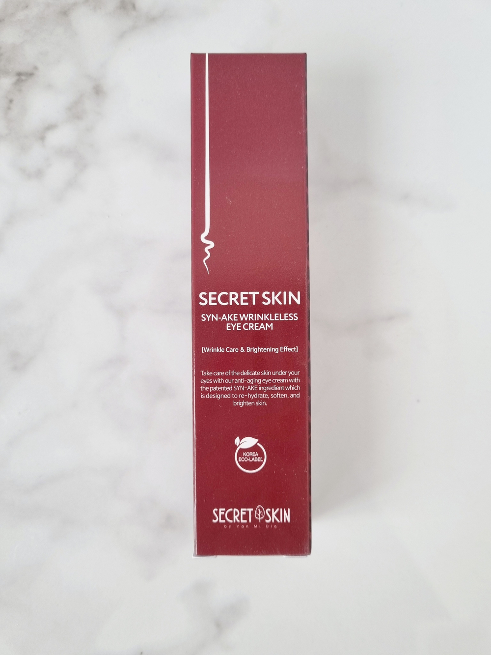Крем для век со змеиным пептидом Secret Skin Syn-ake Wrinkleless Eye Cream