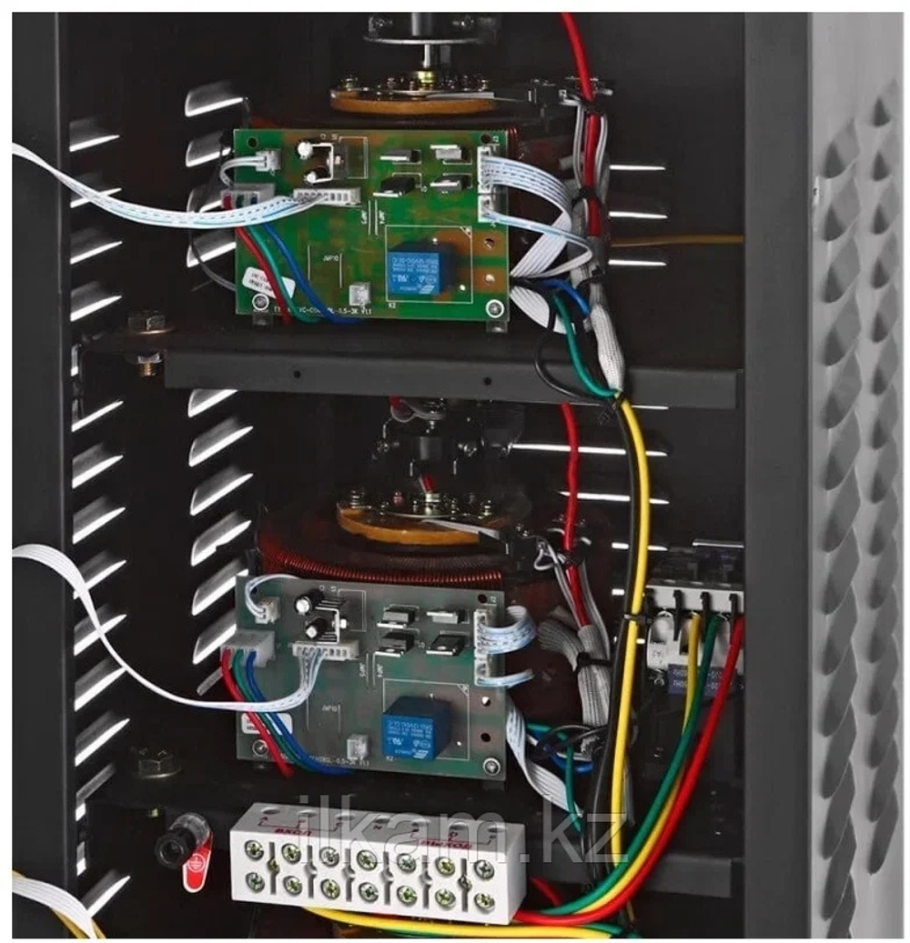 стабилизатор напряжения Ресанта ACH-15000/3-Ц