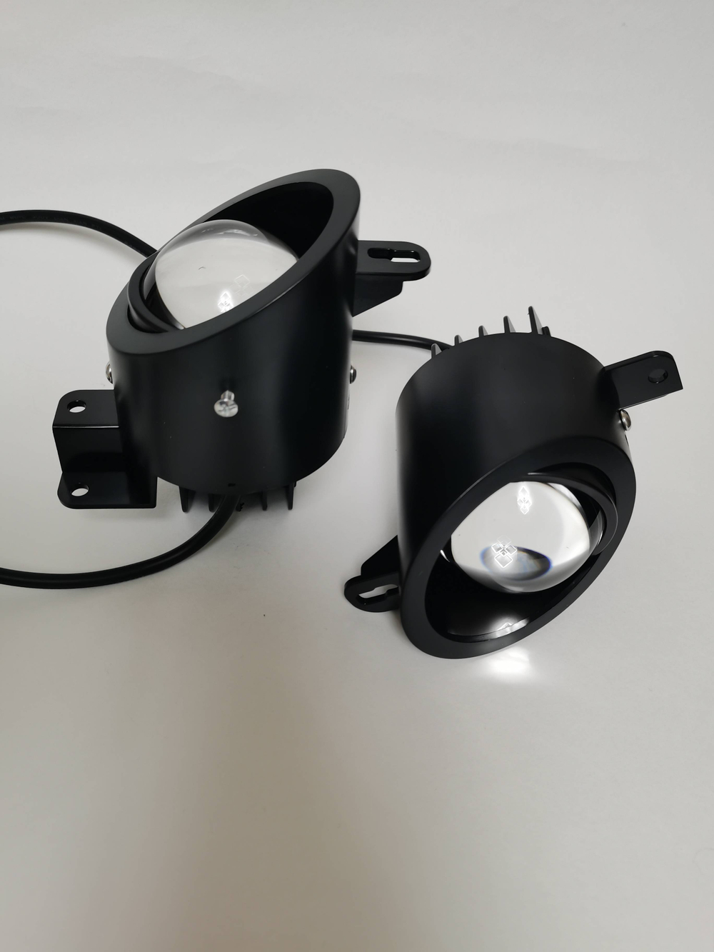 J54-3 2.5" bi-led белый / Птф линзы, 2 режима ближний / дальний ( Chevrolet )