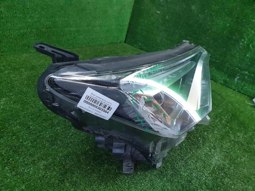 Битая Фара правая Toyota RAV4 4 CA40 (2015-2019) LED