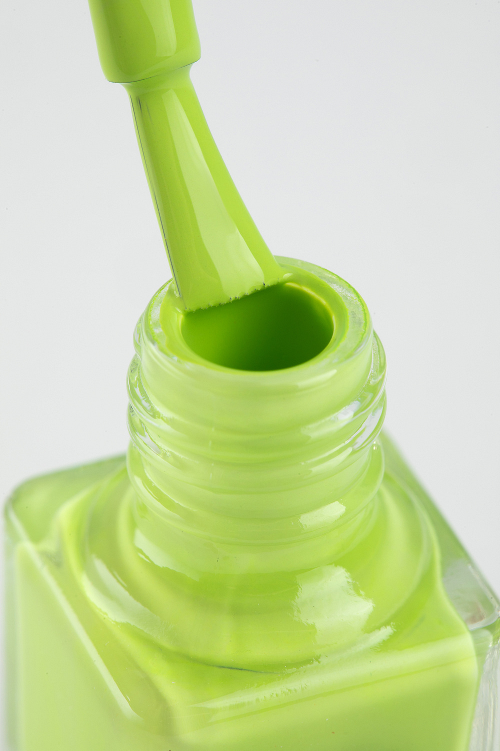 Swanky Stamping Лак для стемпинга S91 зеленая лужайка, 6м