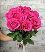 Букет из свежих живых цветов 11 розовых роз с лентой, купить с доставкой